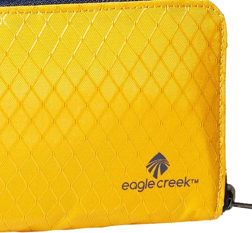 Vista 3 de Eagle Creek Pulsera RFID para mujer, Amarillo Sahara, Eagle Creek Rfid - Cartera para pasaporte, color amarillo Sahara