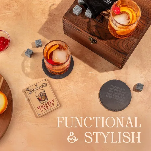 Vista 3 de Mixology & Craft Set de regalo de vasos de whisky Juego de whisky + 2 - Marrón chocolate