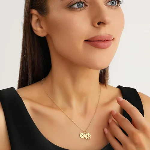 Vista 2 de Zealmer Collar delicado con colgante de brújula y mapa del mundo chapado en oro de 18 quilates, regalo de graduación para amigos