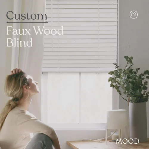 Vista 2 de MOOD Persianas de madera sintética Luxe Persianas de 20 pulgadas para ventanas Tratamiento de ventana opaca inalámbrico de 2 pulgadas Blanco