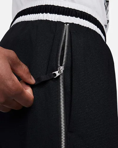 Vista 4 de Nike Dri-FIT DNA Men's Basketball Shorts CV1921-011