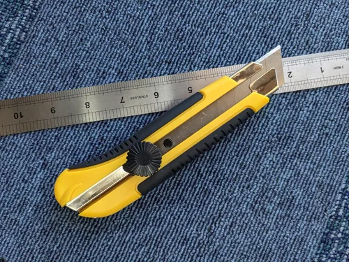 Vista 3 de Cuchillo utilitario extra resistente de 0.984 in, 3 unidades, cuchillo Exacto, cortador de caja, cuchillo de construcción, cuchillo retráctil de 1
