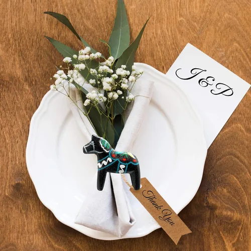 Vista 4 de Imán de cocina decorativo de caballo Dala de madera negra con temática sueca de 2 pulgadas ScandinavianGiftOutlet