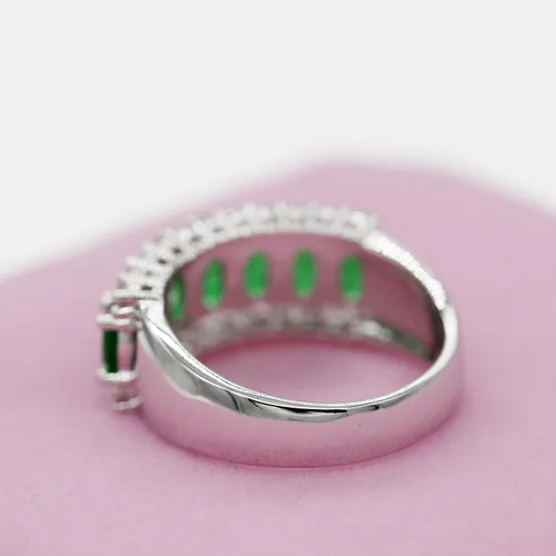 Vista 6 de Uloveido 7 piedras de circonio cúbico verde media lunamenisco anillos compromiso, los mejores regalos para mujeres niñas tamaño 6 7 8 9 J501