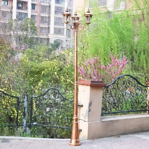 Vista 3 de Lámpara de poste para exteriores, 3 luces, tradicional victoriana, lámpara de poste de césped para exteriores, luz de calle de poste alto, E27