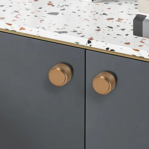 Vista 4 de Paquete de 10 tiradores para gabinete de cocina, tiradores mate negro y bronce champán, tiradores de cajón estriados negros, herrajes de cocina