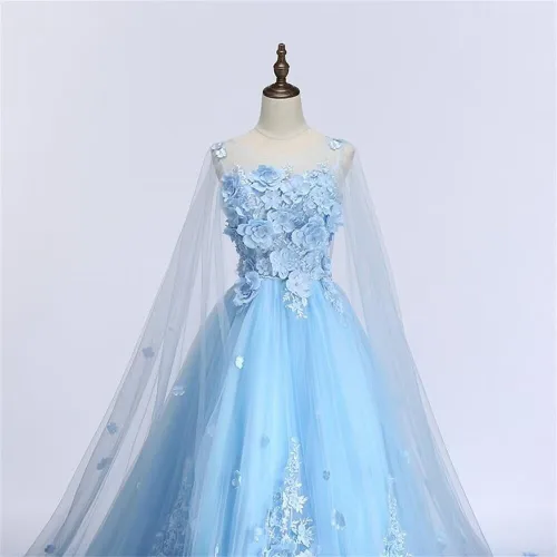 Vista 4 de YJNXHN Vestido de quinceañera floral con apliques para mujer, con capa, vestido largo de graduación, vestido formal de noche