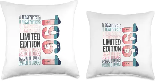 Vista 3 de Limited Edition Vintage 1961 Retro Birthday Throw Pillow