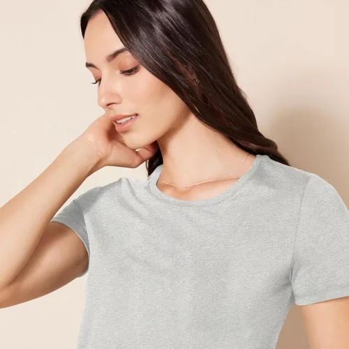 Vista 5 de Tienda Essentials Women's Regular-Fit Short-Sleeve T-Shirt (Crewneck and V-Neck Options), Multipacks