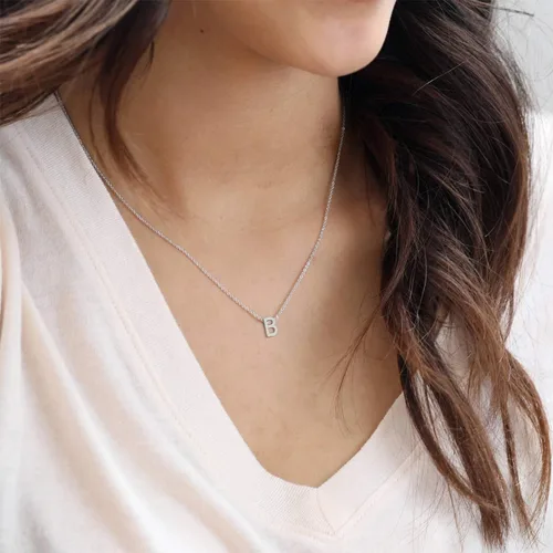 Vista 3 de MOMOL Collar pequeño con inicial para mujer, de acero inoxidable, con letras pequeñas, collar con nombre personalizado para niñas, Metal, no conocido