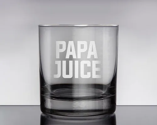 Vista 4 de PAPA JUICE - Vaso de whisky – Regalo divertido para papá, tío abuelo de hija, hijo, esposa, día del padre (personalizado)