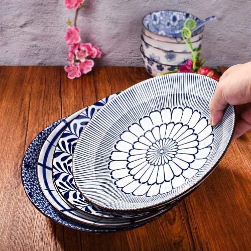 Vista 7 de Juego de 4 platos japoneses de cerámica blanca y azul de 8 pulgadas, platos grandes para aperitivos, pasta, postres y ensaladas, microondas, horno