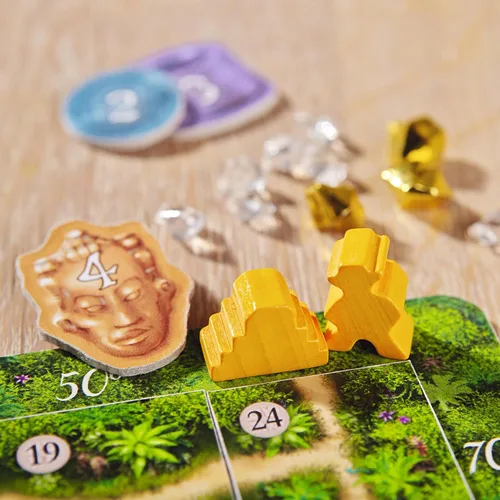 Vista 6 de HABA Karuba - Juego de rompecabezas familiar de colocación de fichas de aventura en la jungla - Emocionantes juegos familiares y juegos de mesa