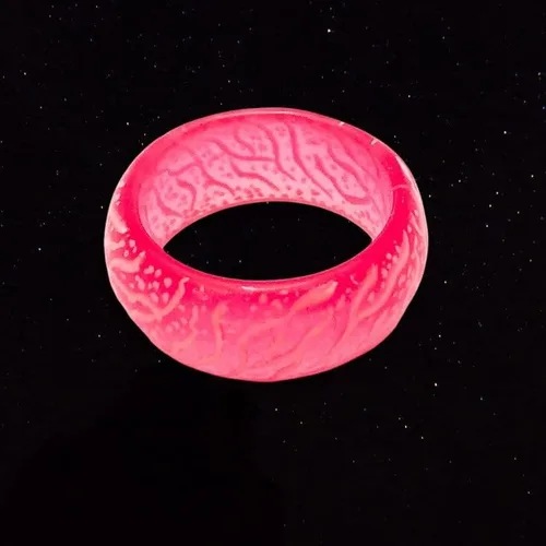 Vista 3 de Angyape Anillo de orbe Venus para hombres, anillos luminosos que brillan en la oscuridad, anillos de resina simples y brillantes estéticos