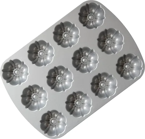 Vista 6 de Nordic Ware Brownie Bundt - Sartén para 3.75 tazas, grafito