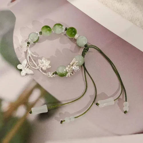 Vista 5 de Nyx&lvy Juego de pulseras de cuentas de cristal verde jade con dije, colección de 3 piezas, cadena dorada