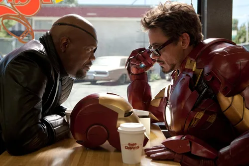 Vista 5 de Iron Man 2 (Three-Disc Blu-rayDVD + Digital Copy)