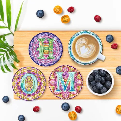 Vista 5 de Bysincy Juego de 2 posavasos de pintura de diamantes de 26 letras A-Z, 5D, arte de diamante, mosaico, alfabeto, kit por número para adultos y niños
