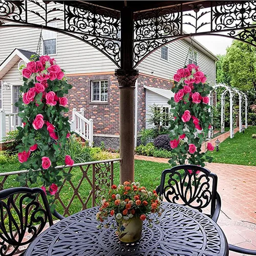 Vista 5 de Flores colgantes artificiales falsas, rosas colgantes, plantas colgantes de vid para porche, pared de alero, hogar, habitación, jardín, oficina