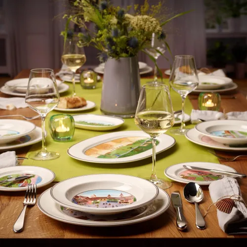 Vista 3 de Villeroy & Boch Design Naif - Plato llano #5-By the Fireside, 10.5 pulgadas, blanco/colorido