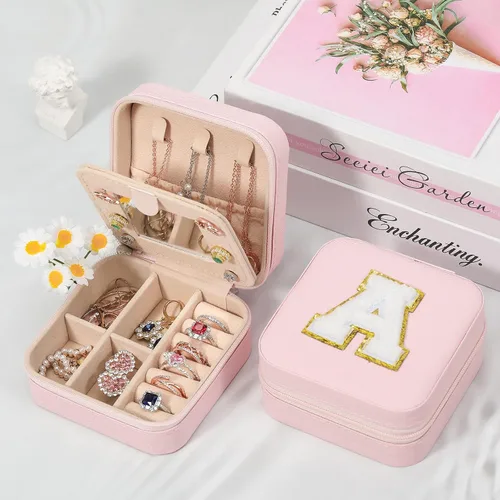 Vista 4 de Joyeros de viaje, caja de joyería con inicial E, joyero pequeño de artículos esenciales de viaje, regalos de viaje para mujeres y niñas, regalos