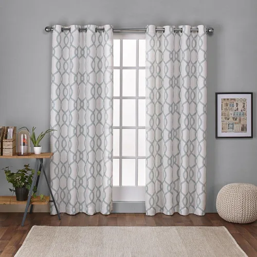 Vista 10 de Exclusivas cortinas de hogar Kochi con ojales en la parte superior del panel.