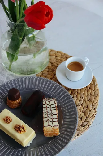 Vista 3 de Sephra Derretimiento con sabor a chocolate blanco, chocolate para hacer dulces, lácteos kosher, chocolate de fondue sin gluten y grasas trans
