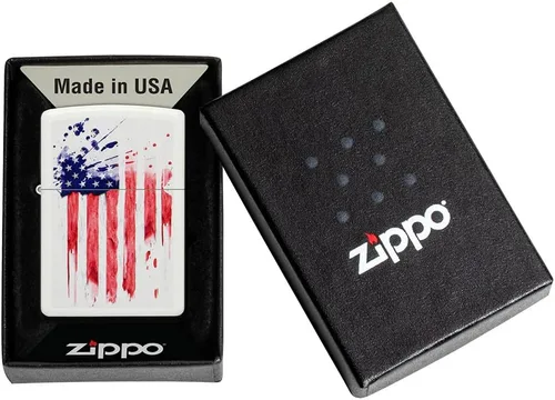 Vista 11 de Zippo encendedores con la bandera de EE. UU.