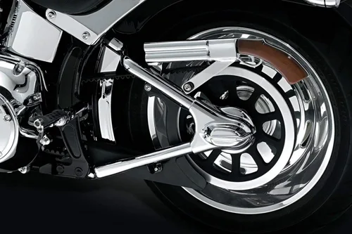 Vista 2 de Kuryakyn 7815 Accesorio de Acento para Motocicleta: Coberturas de Brazo Oscilante para Motocicletas Harley-Davidson Softail 2008-17, Cromo
