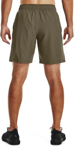 Vista 4 de Under Armour - Pantalones cortos para hombre, con detalles gráficos bordados