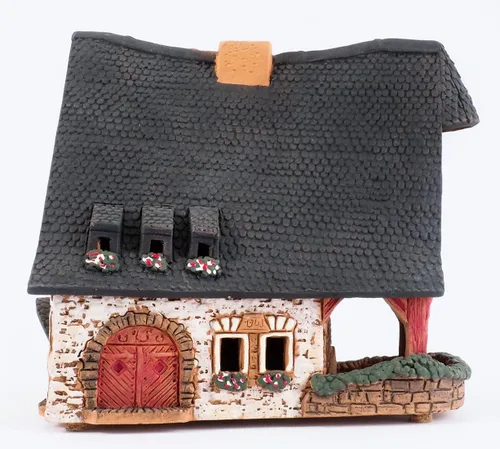 Vista 8 de Ceramic Houses and Villages Collection - Miniatura coleccionable hecha a mano de la antigua herrería histórica en Rothenburg, Alemania - Portavelas