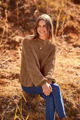 Vista 5 de PRETTYGARDEN Suéteres de otoño de gran tamaño para mujer, estilo casual, cuello redondo, manga larga, tejido trenzado grueso, blusa