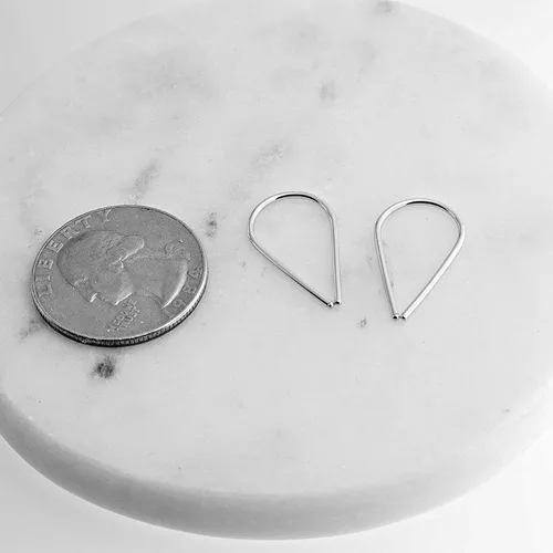 Vista 44 de Aretes pequeños de plata de ley 21 GA de 0.472 in con gancho de arco de herradura