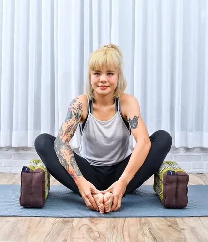Vista 6 de Leewadee Cojín Bloque de Yoga 14 x 7 x 4.5 pulgadas - Kapok Yoga