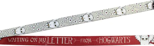 Vista 2 de Harry Potter Hedwig - Soporte para tarjetas de identificación con colgante de dije de 1.5 pulgadas