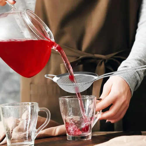 Vista 2 de 15 coladores pequeños de acero inoxidable, pequeño colador de té de malla fina, mini tamiz de acero inoxidable con asa, coladores de metal de cocina