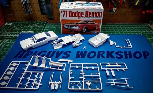 Vista 6 de MPC 1971 Dodge Demon Kit de modelo a escala 1:25