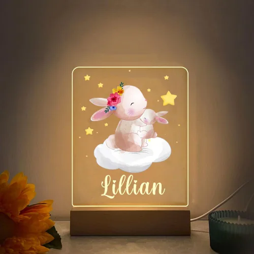 Vista 4 de Luz nocturna de bebé con nombre, adorable lámpara LED con patrón de animales, regalo personalizado pensado para niños y niñas recién nacidos