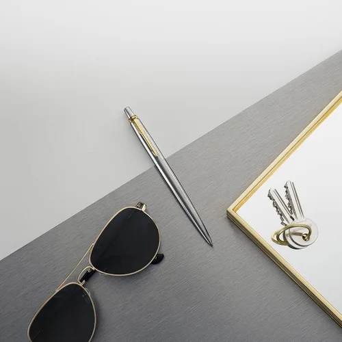 Vista 4 de Parker Jotter Bolígrafo de acero inoxidable CT bolígrafo, con caja de regalo, dorado, (Steel and Gold)