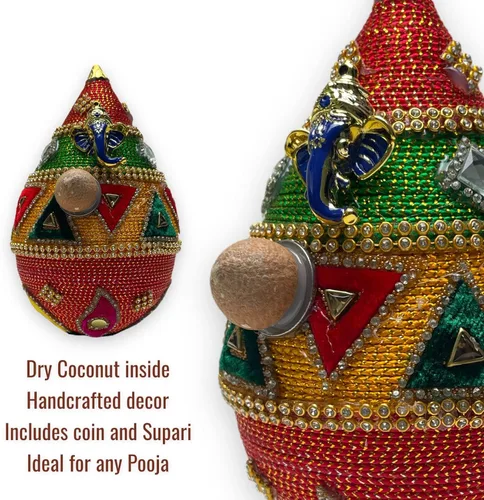 Vista 4 de LOVENSPIRE Shriphal Mangal Kalash Coco decorado para boda Shagun Decorativo Nariyal Mangal Nariyal Kalash Set Boda Pooja Nariyal Decorado Nariyal