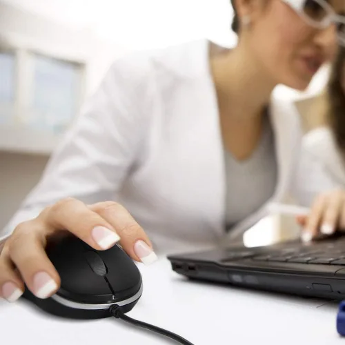 Vista 6 de SOONGO - Mouse USB para computadora, 2 unidades, ergonómico, óptico, con cable, para oficina y hogar, compatible con computadora, laptop, PC