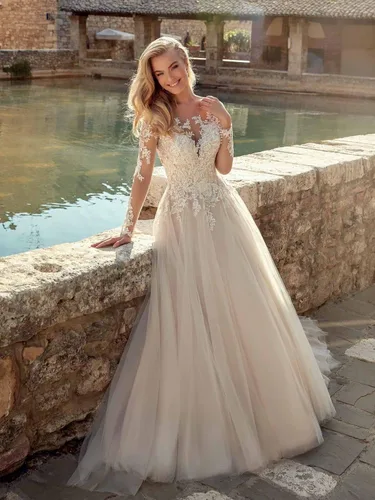 Vista 4 de TIRAS Vestidos de novia de playa para mujer para novia 2024 Bohe Lace Appliqued vestidos de novia de novia CM001