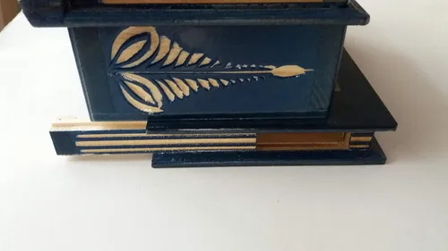 Vista 4 de Bonita caja de madera misteriosa, hecha a mano, tallados complejos, Azul