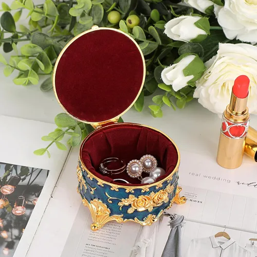 Vista 4 de Hipiwe Joyero de metal antiguo para anillos, aretes, caja de tesoros, caja pequeña de baratija, caja redonda de exhibición de joyas, organizador