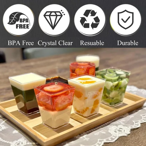 Vista 4 de Hiasobre Paquete de 100 vasos de plástico de 5 onzas para postre con tapas y cucharas, tazas reutilizables de parfait transparente, vasos cuadrados