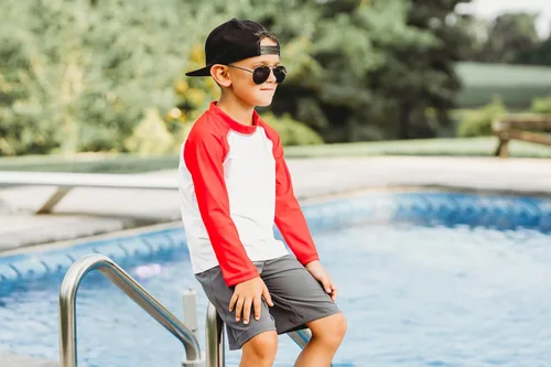 Vista 4 de City Threads camiseta de natación para niños y niñas con protección SPF50 (2T-6)