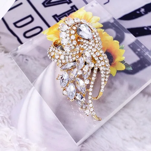 Vista 2 de LAXPICOL Elegante broche de ala de cristal austriaco transparente vintage para mujer