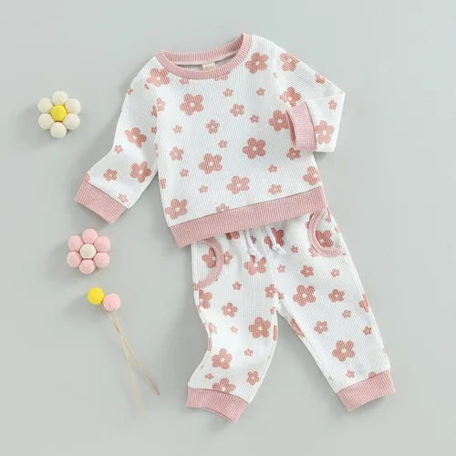 Vista 3 de KtwHarnu Conjunto de sudadera de manga larga con cuello redondo y estampado de corazón para bebé, pantalones de cintura elástica, conjunto