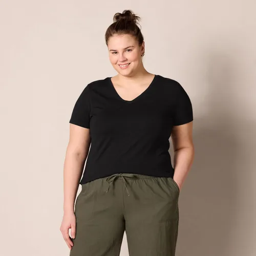 Vista 193 de Amazon Essentials Women's Regular-Fit Short-Sleeve Crewneck T-Shirt