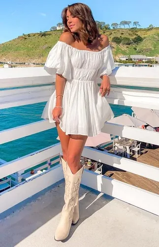 Vista 4 de Dokotoo Vestidos de verano para mujer, con hombros descubiertos, manga corta farol, con volantes, cintura elástica, acampanado, minivestido casual